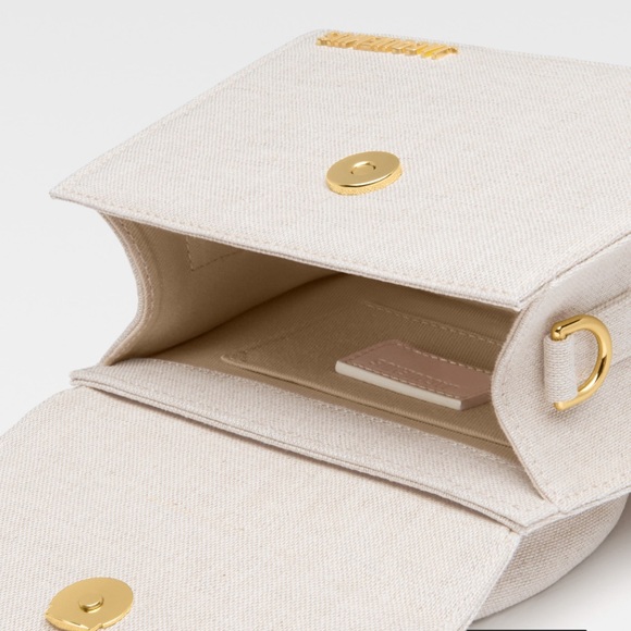 Jacquemus Le Chiquito Moyen light Greige🤍 - Picture 6 of 6